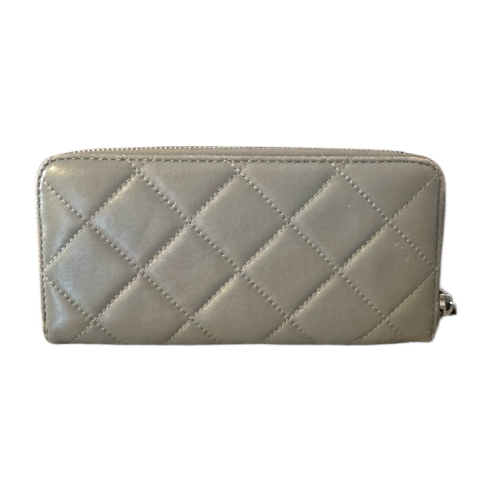 Michael Kors Accordion Quilted Leather Zip Around Wallet Clutch -Grey  EUC - Picture 9 of 9